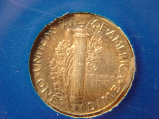 1944-S-Merc-Dime--Reverse-Cud-And-Rainbow-Toned